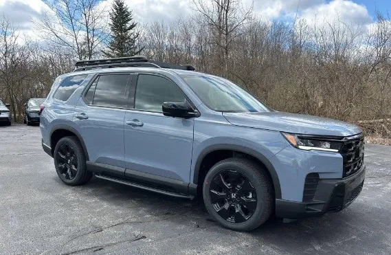 Honda Pilot Sonic Gray Pearl with a Roof Rack