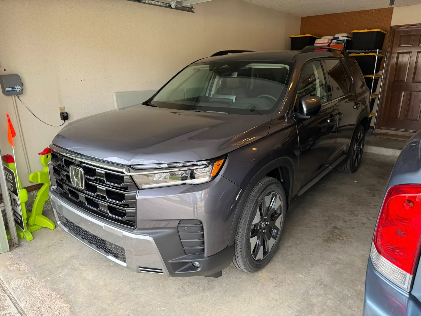 Honda Pilot With Modern Steel Metallic Paint Color